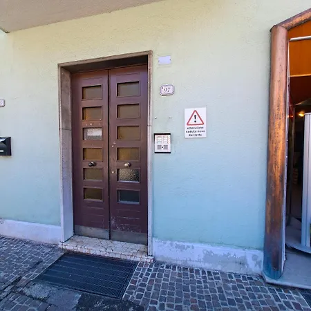 Via Roma 97